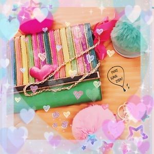 Macaroon Mirror Poms